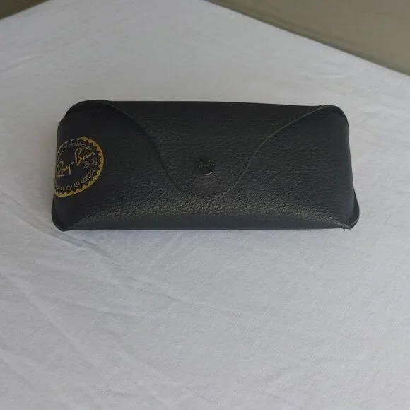 Ray-Ban Limited Edition New Wayfarer Classic - Black/Clear Frames w/Green Lenses - Picture 4 of 5